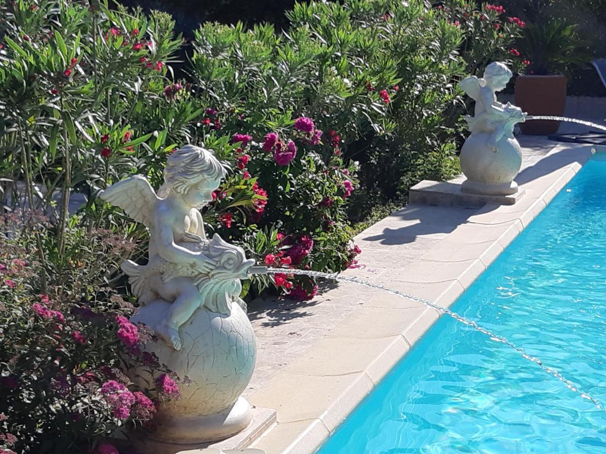 VILLA LA LICORNE Piscine privée, Jacuzzi, Massages, Tennis, Golf à 11km Belcodene Exterior foto